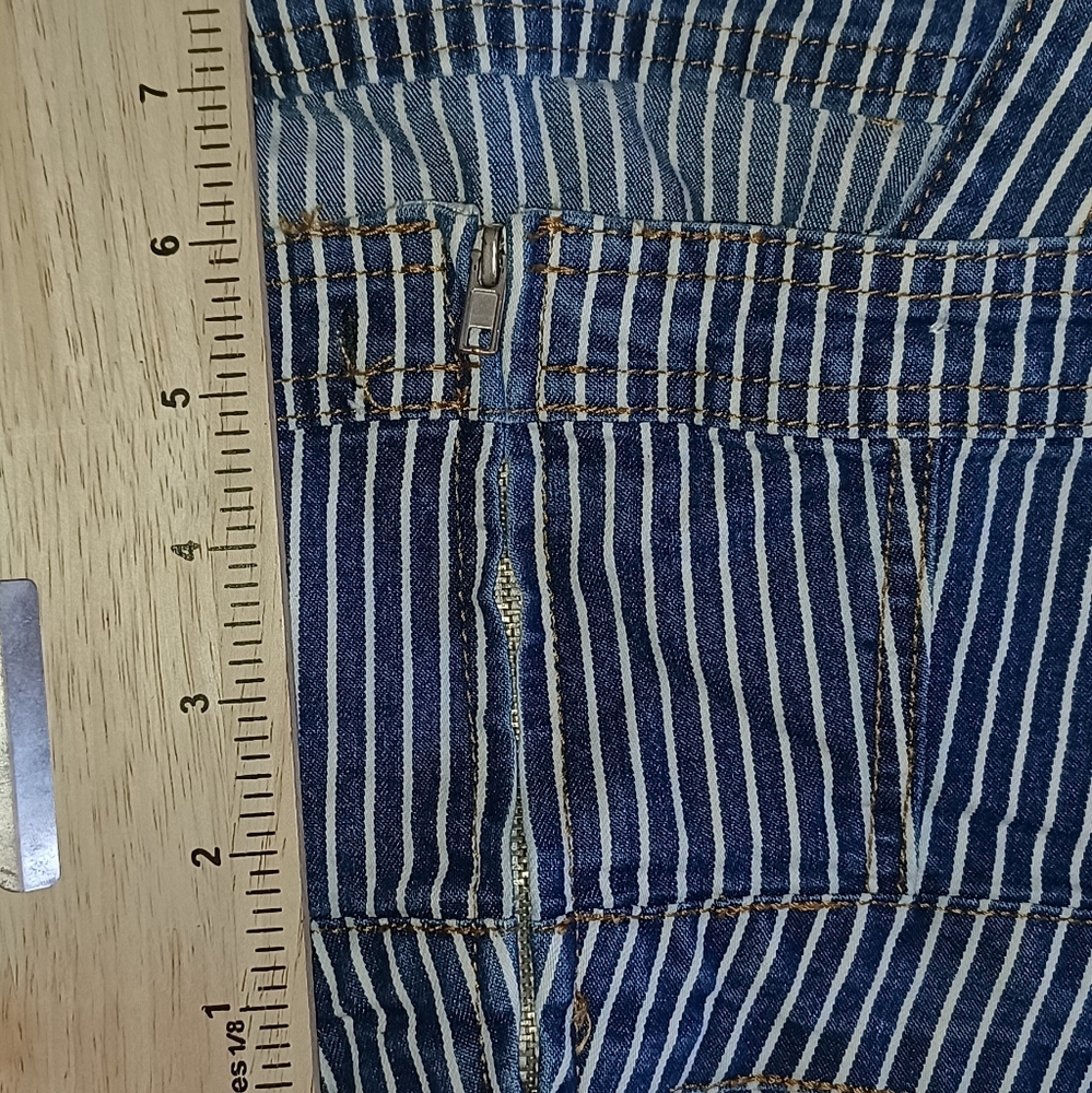 Crop top - Picture 10 of 10